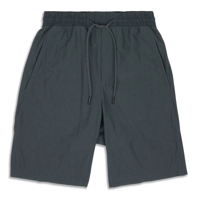 Cross Chill Short - Resale