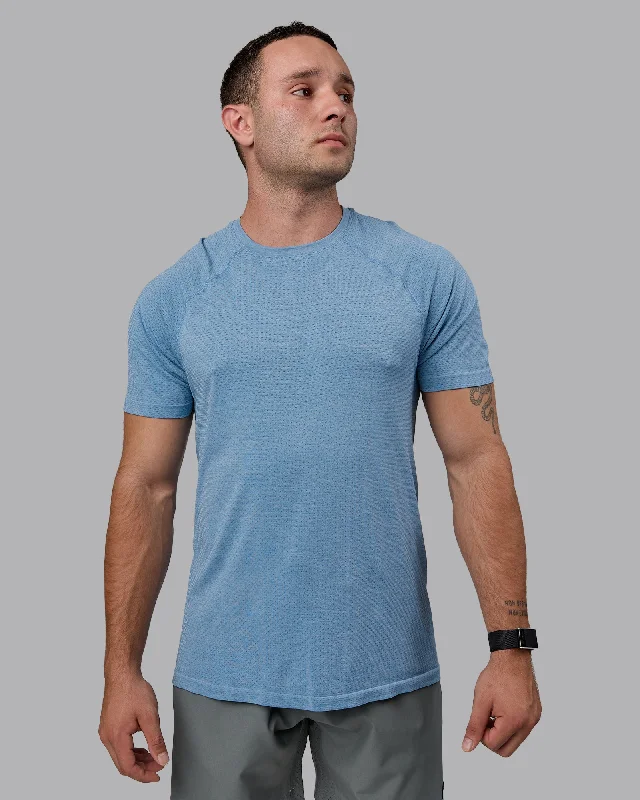 AeroFLX+ Seamless Tee - Elemental Blue/Ice Blue